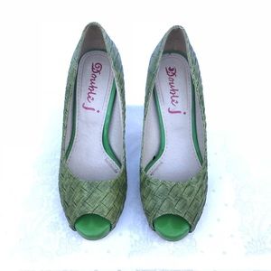 Double J Green Heels Sandals Size 7.5